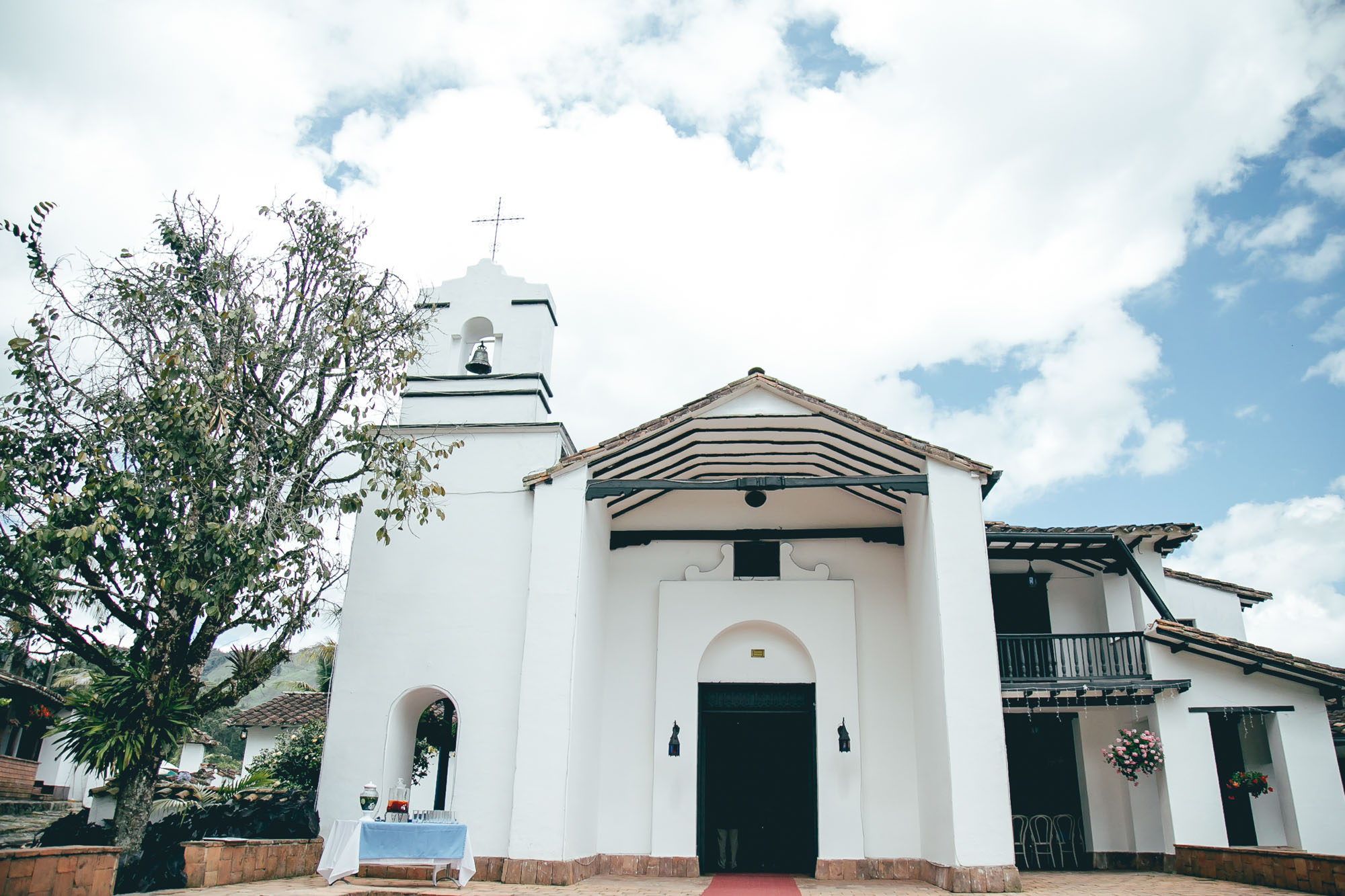 Top 10 de iglesias para bautizos en Medellín - Mas que 1000 palabras